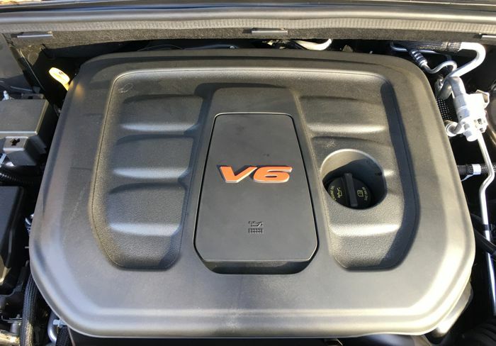 V6 Engine Cover Overlay Decal - 16-20 Durango