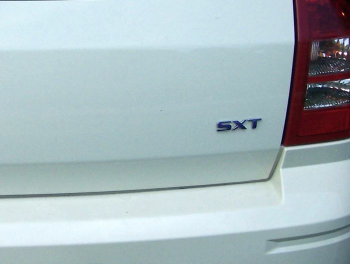 SXT Lift Gate Emblem Overlay Decal  - 2005-2008 Magnum SXT