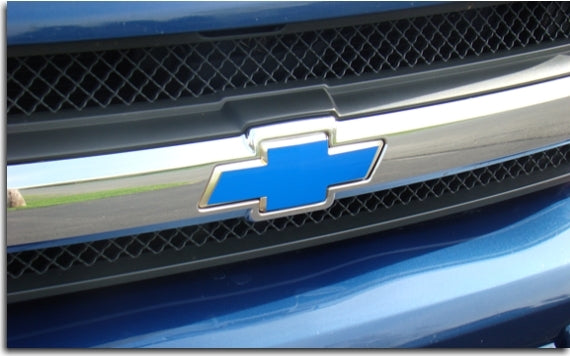 Front Bowtie Emblem Overlay Decal - 04-12 Colorado